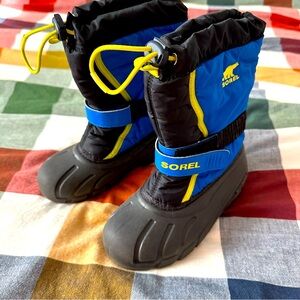 Boys ❄️ SOREL ❄️ Snowboots!